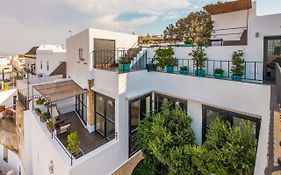 V... Boutique Hotel